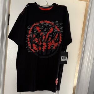 New York Knicks - Unk Sports Black and Orange Graphic Tee - Short Sleeve